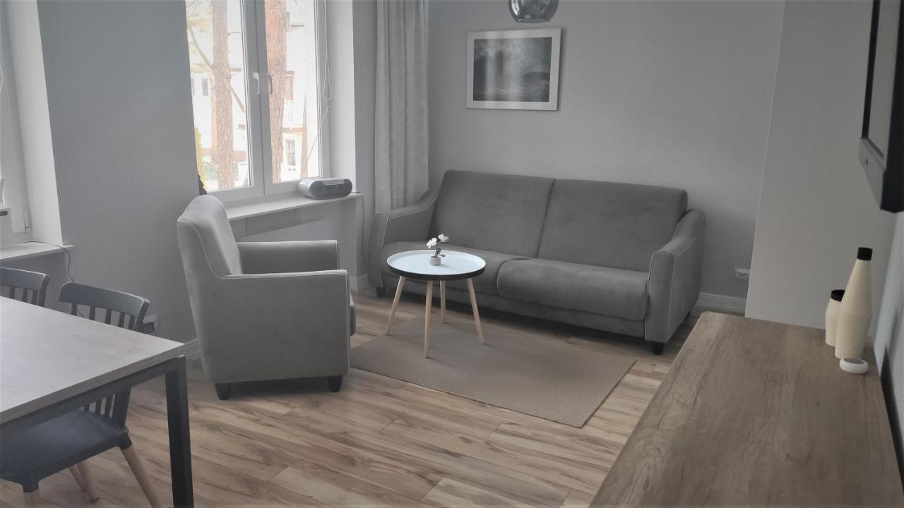 Jurata Pod Sosnami Apartment Luaran gambar